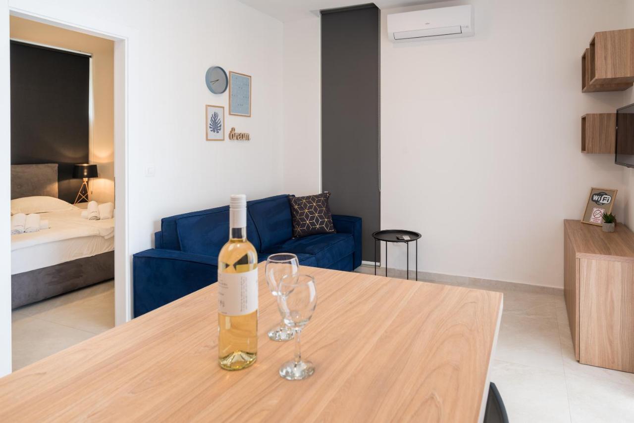 Curicta Design Apartments Кърк Екстериор снимка