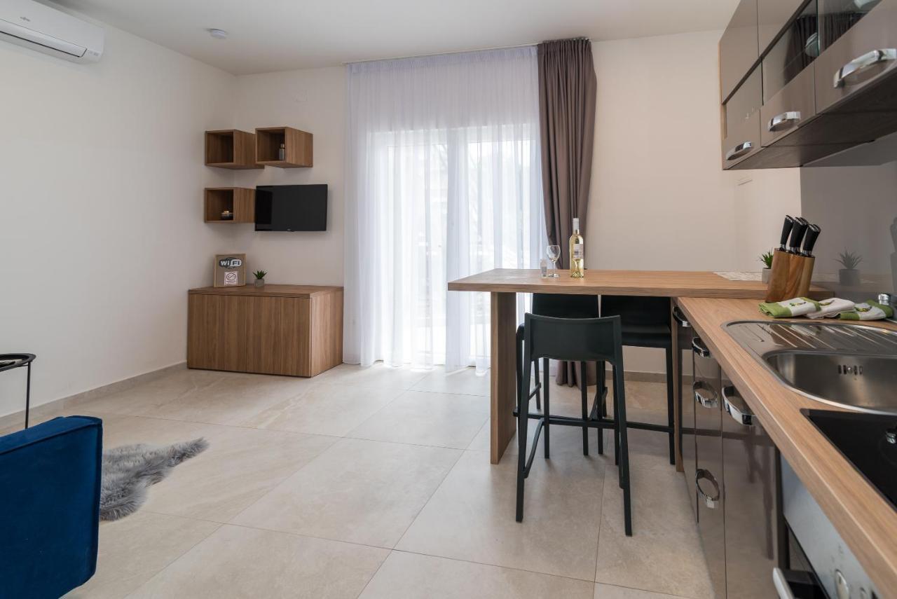 Curicta Design Apartments Кърк Екстериор снимка