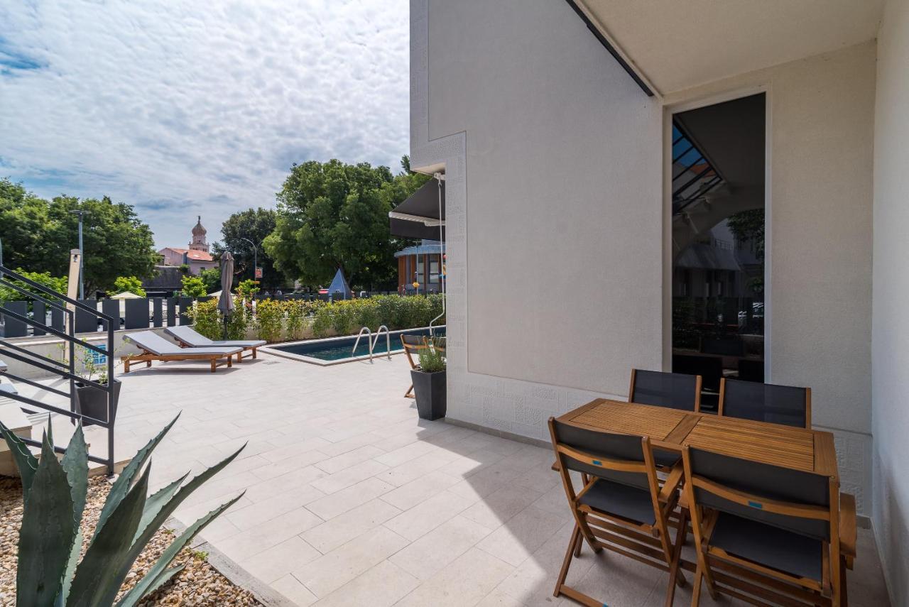 Curicta Design Apartments Кърк Екстериор снимка