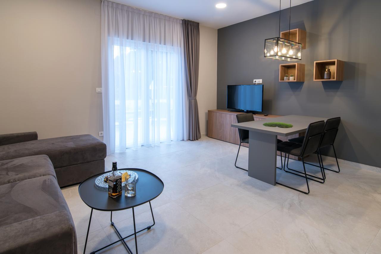 Curicta Design Apartments Кърк Екстериор снимка