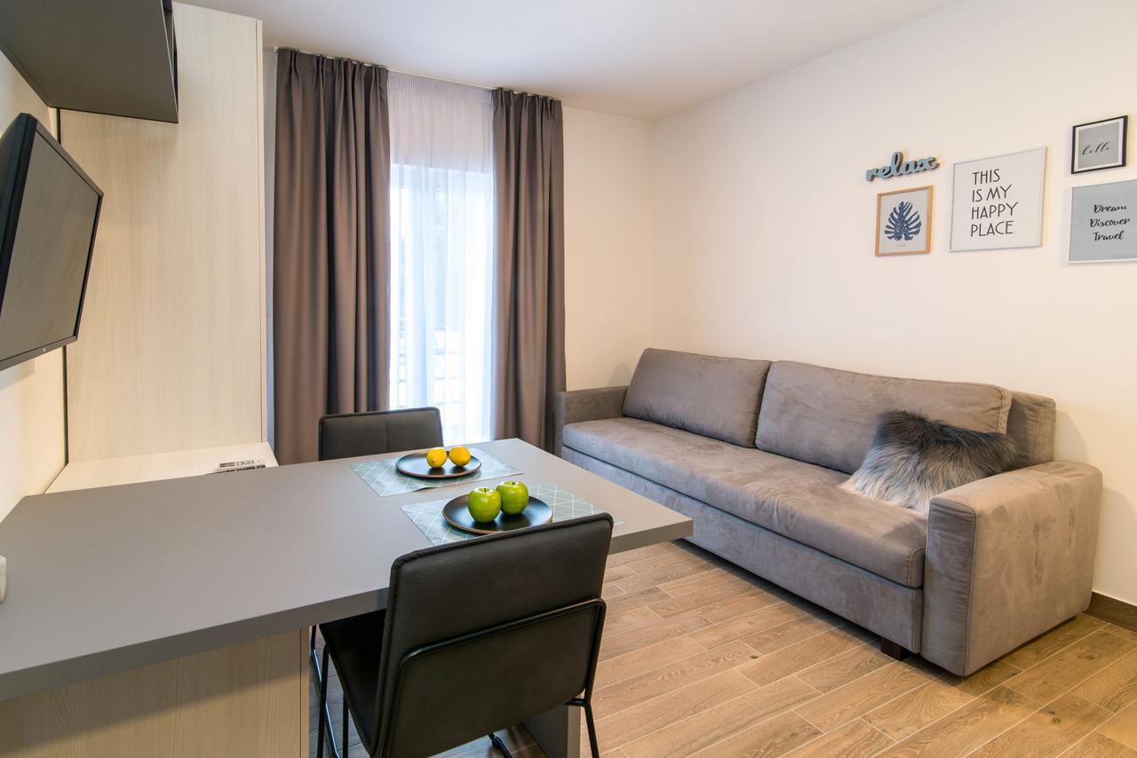 Curicta Design Apartments Кърк Екстериор снимка