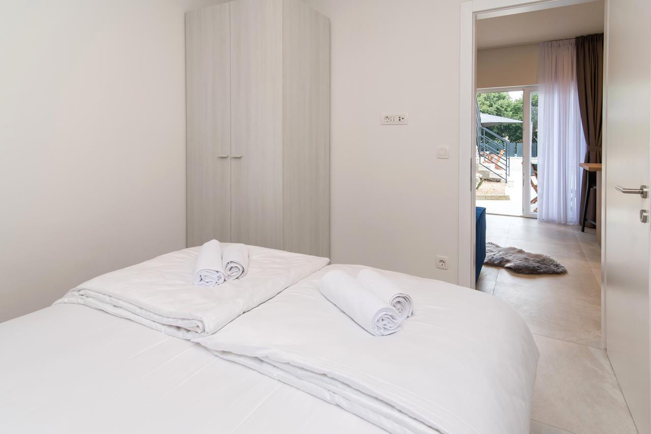 Curicta Design Apartments Кърк Екстериор снимка