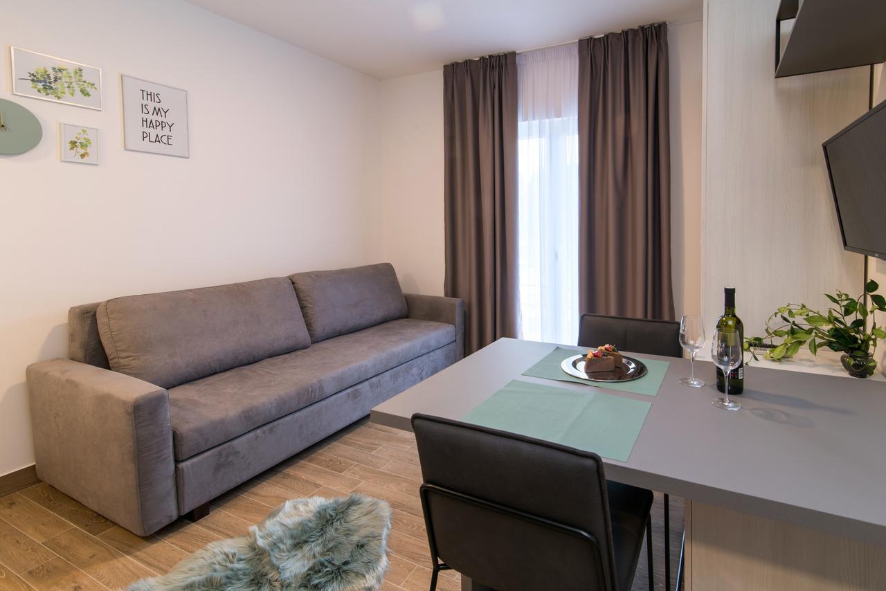 Curicta Design Apartments Кърк Екстериор снимка
