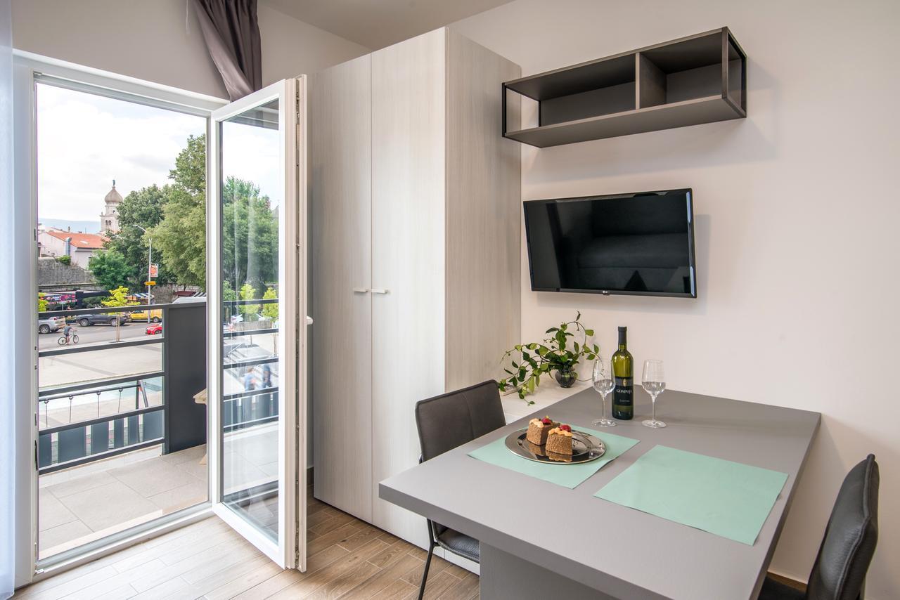 Curicta Design Apartments Кърк Екстериор снимка